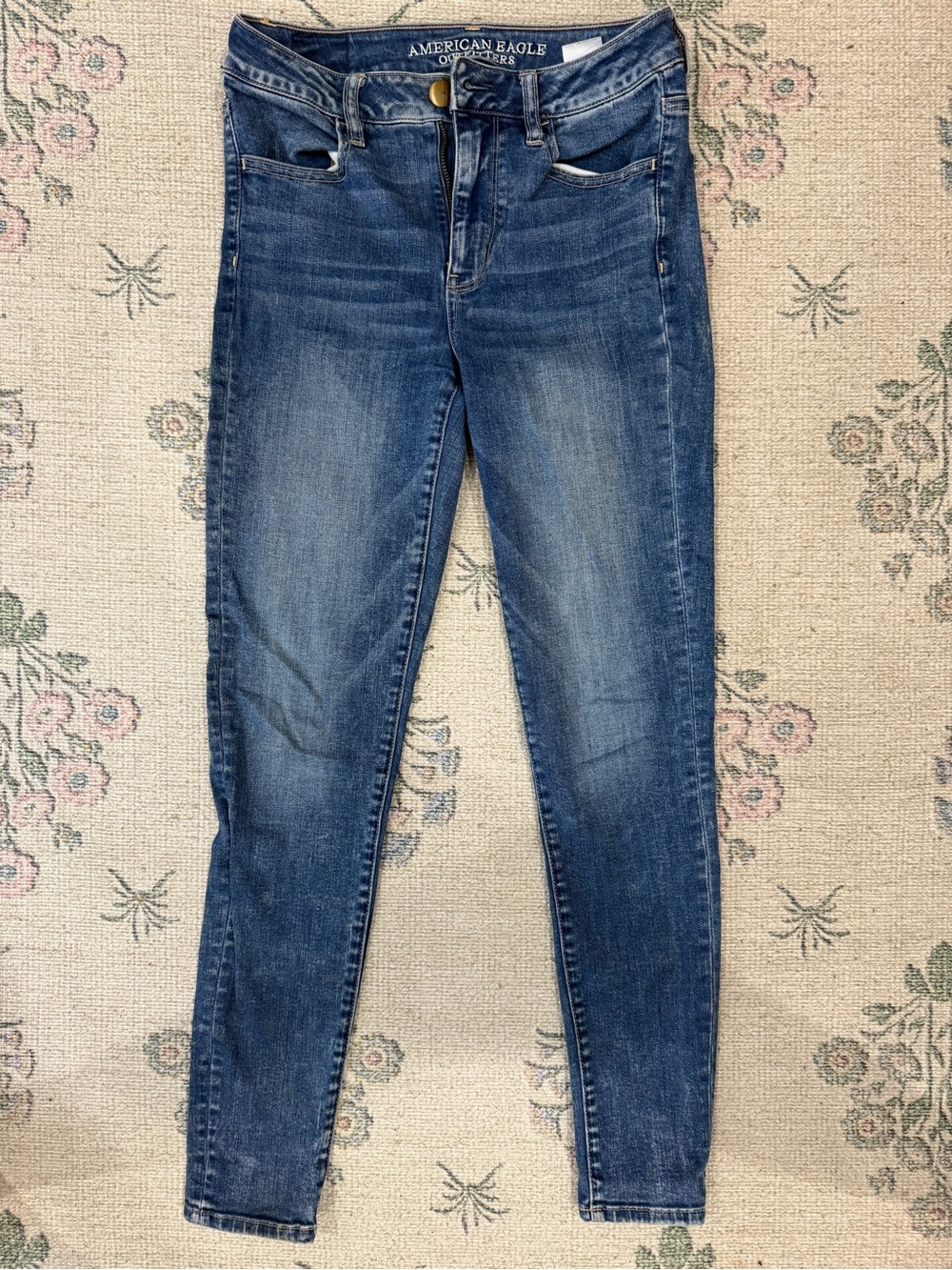 American Eagle Outfitters Dark Medium Blue Skinny Jeans women’s 4